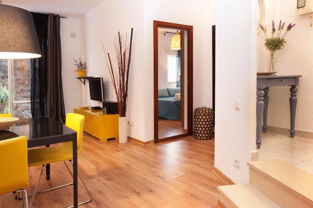Portal Del Angel Barcelona Apartment Bagian luar foto
